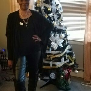 Meet your Posher, Beatrice