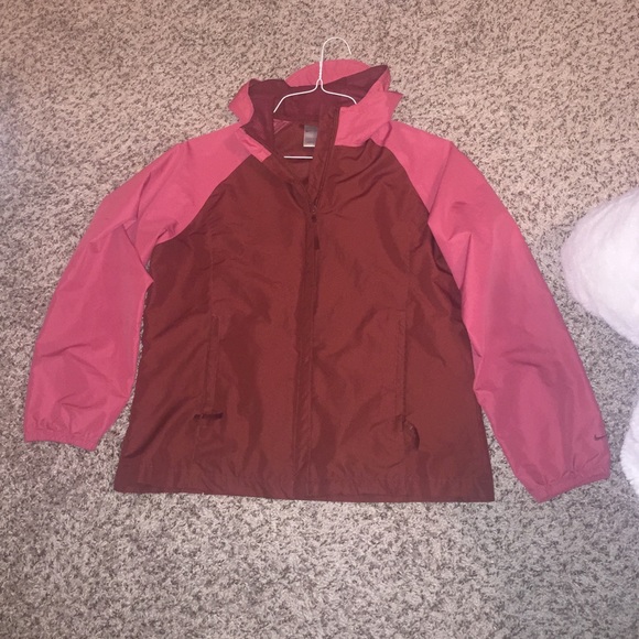Nike windbreaker