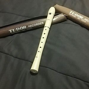 TUDOR  RECORDER