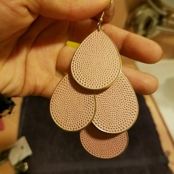 *pink* hammered metal earrings