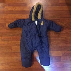 ❤= offer $10 it's yours. Baby snow suit