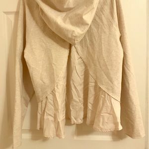 Lulu lemon 🍋 Cream Hoodie SZ:12