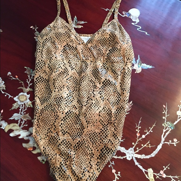 One piece bathing suit maternity wear