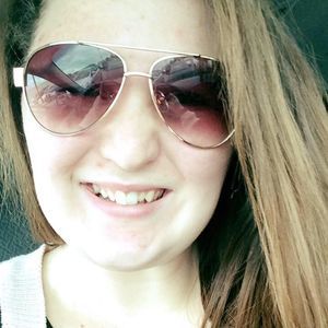 Meet your Posher, Maddie