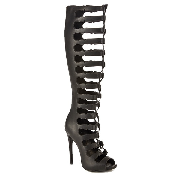 Zigi Marybeth size 11 brand new
