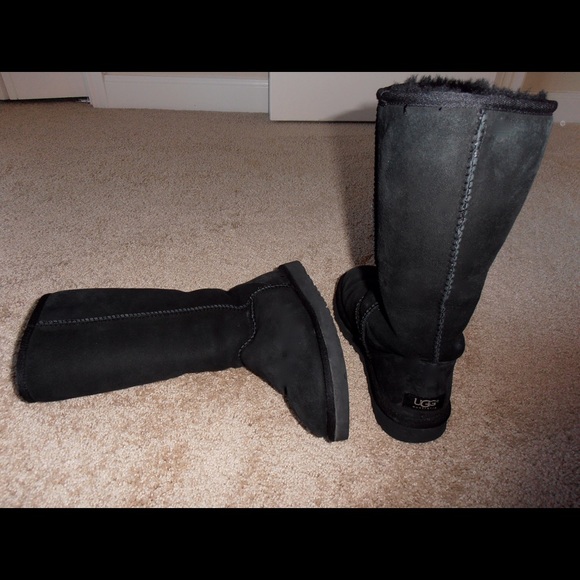 UGG Classic Tall Black Boots size 7