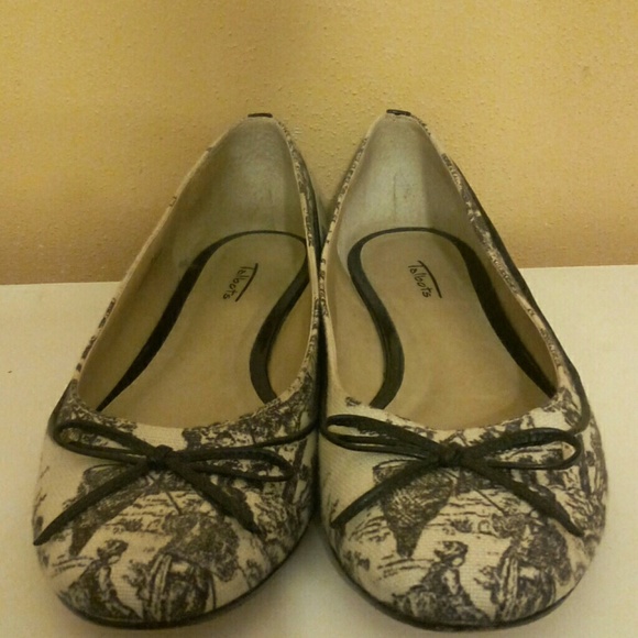 Vintage Talbot's Flats