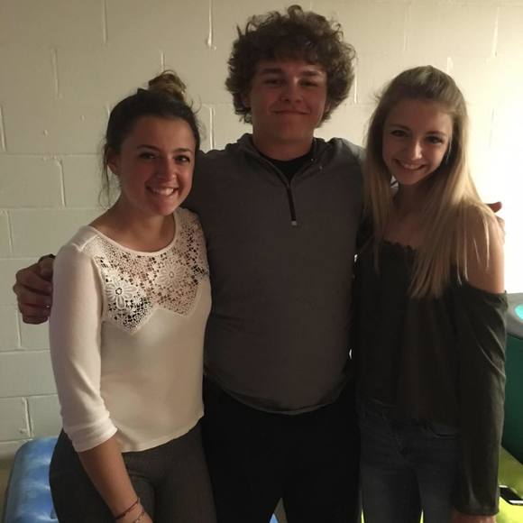 Meet your Posher, Lea