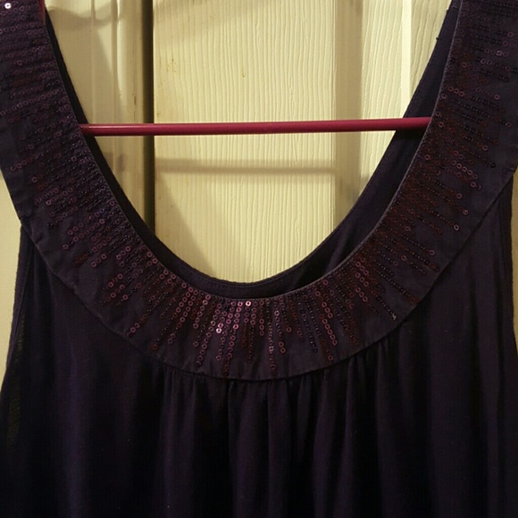 Purple top with sequined neckline - Picture 2 of 2