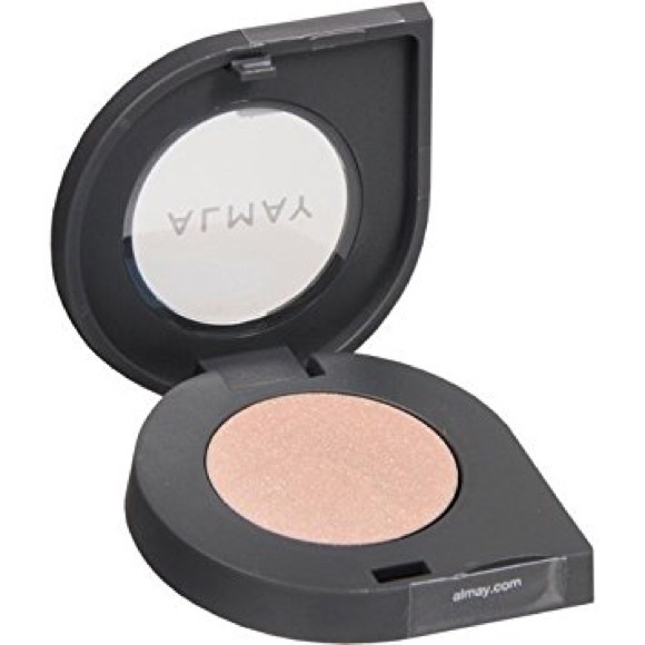 NEW eyeshadow - Picture 2 of 3