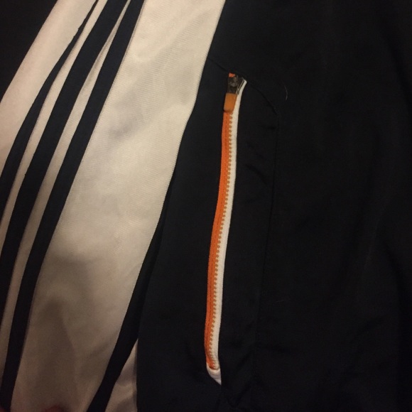 Adidas jacket hala Madrid - Picture 4 of 4