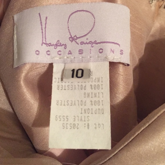 Formal dress/gown - Picture 4 of 4