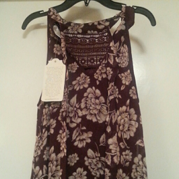 Dress - Picture 2 of 3