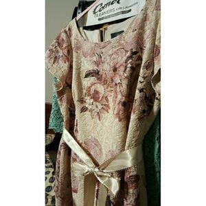 Floral maxi dress OBO