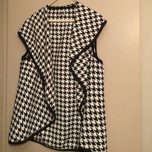 Houndstooth Vest