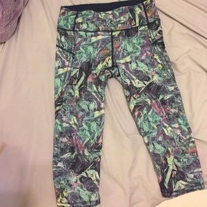 Lulu lemon crop pants