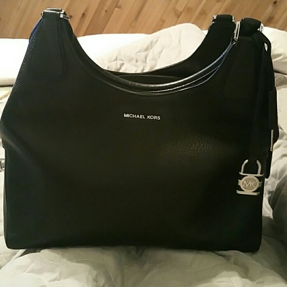 Michael Kors Authentic hand bag Large 