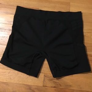 Oiselle spandex Flyte shorts