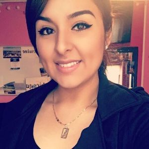 Meet your Posher, Jasmine