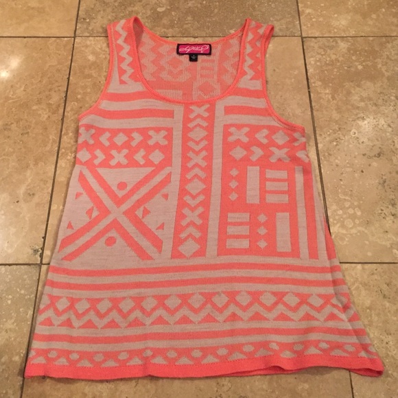 $4 Promo SALE eligible. Made is USA knit tank