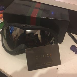 Gucci ski goggles