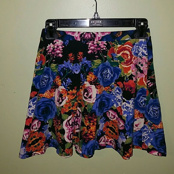 Super Cute High Waisted Skater Skirt