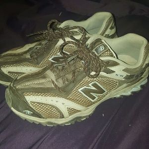 Trail shoes