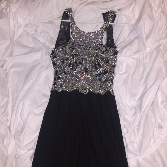 Black prom dress
