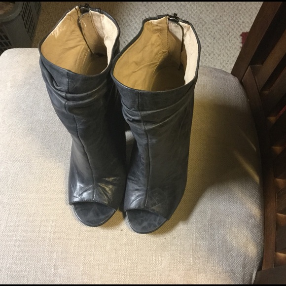 Kristin Cavallari Chinese Laundry Liam Booties