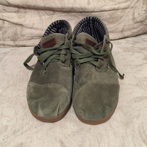 Army green toms