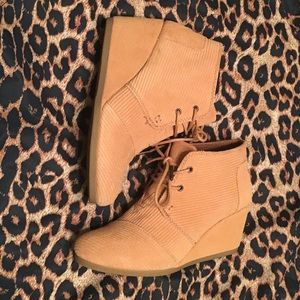 TOMS Wedges Booties