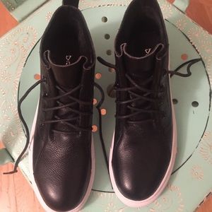 Lace up festival shoes
