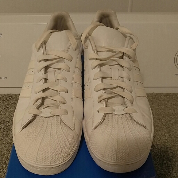 Adidas Superstar 2 white sneakers with box