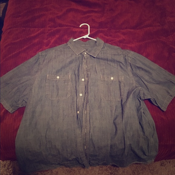 Short sleeve button up shirt