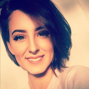 Meet your Posher, Marissa