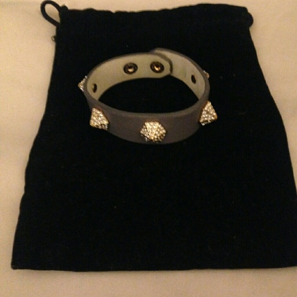 Vince Camuto Snap Bracelet