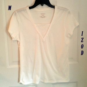 ❄ Darling white SS top by IZOD ❄