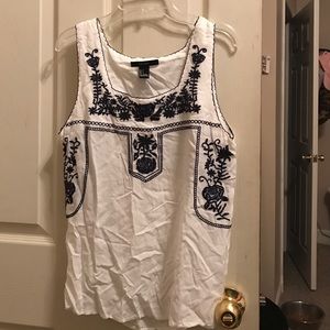 Forever 21 tank top with navy blue detail