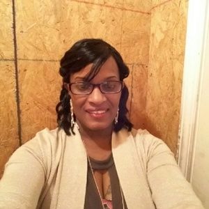 Meet your Posher, Adriane