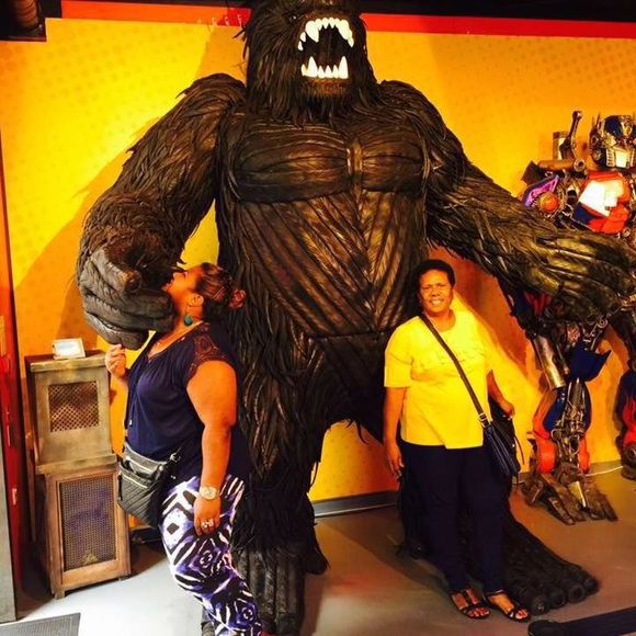 Meet your Posher, Ani