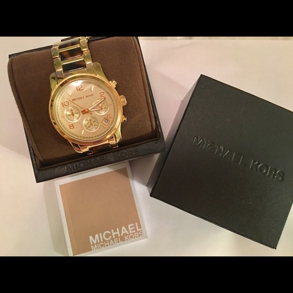 ❗️Sold❗️Michael Kors Tortoise Shell Watch - Picture 2 of 4