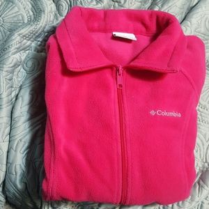 M lightly worn columbia jacket.