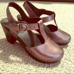 Platform pewter metallic Sven clogs from anthro