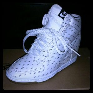 womens nike sky hi hidden wedge