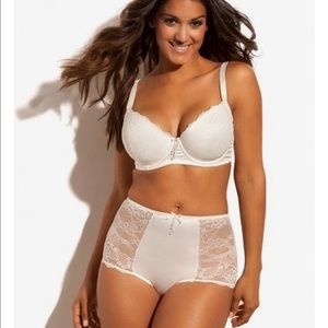 Adore me bra and underwear set