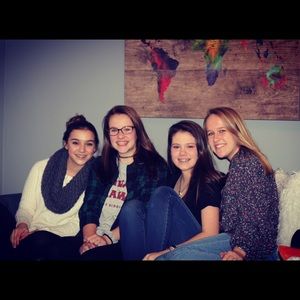 Meet your Posher, Ellen