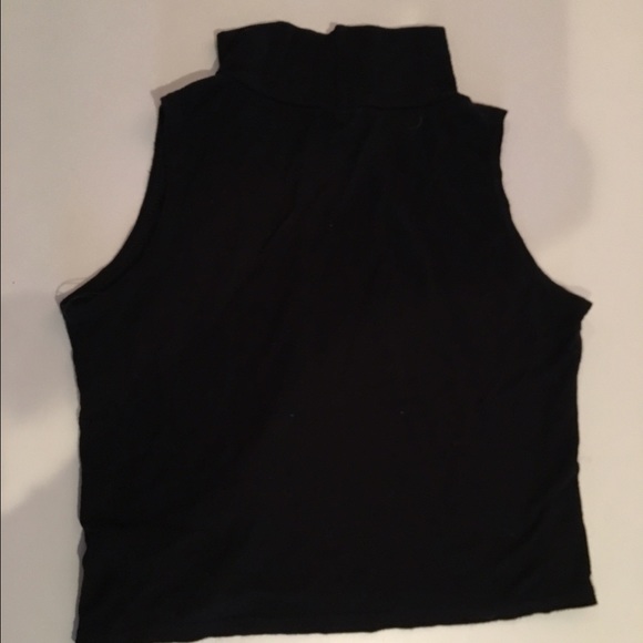 Crop faux turtle neck