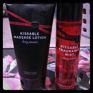 ‼️Hard to find VS kissable berry lotion & mist‼️