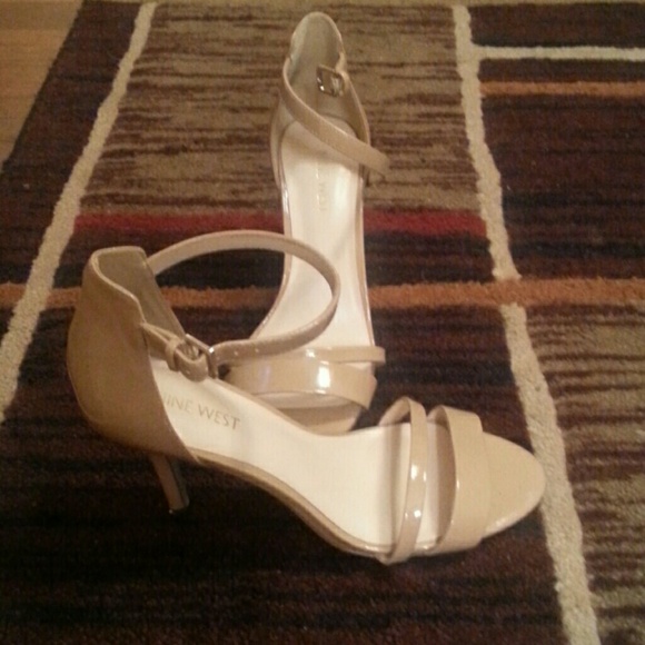 Shoes - Picture 2 of 2