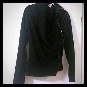 Side zipper long sleeve shirt